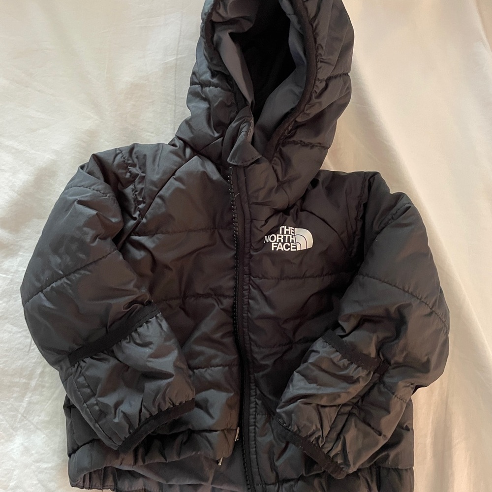 The North Face Baby 6-9 Months Reversible Black and Charcoal Hooded PufferJacket